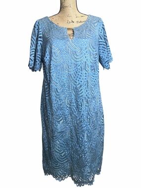 Ronni Nicole crochet lace shift dress with a scalloped pattern EC size 1X